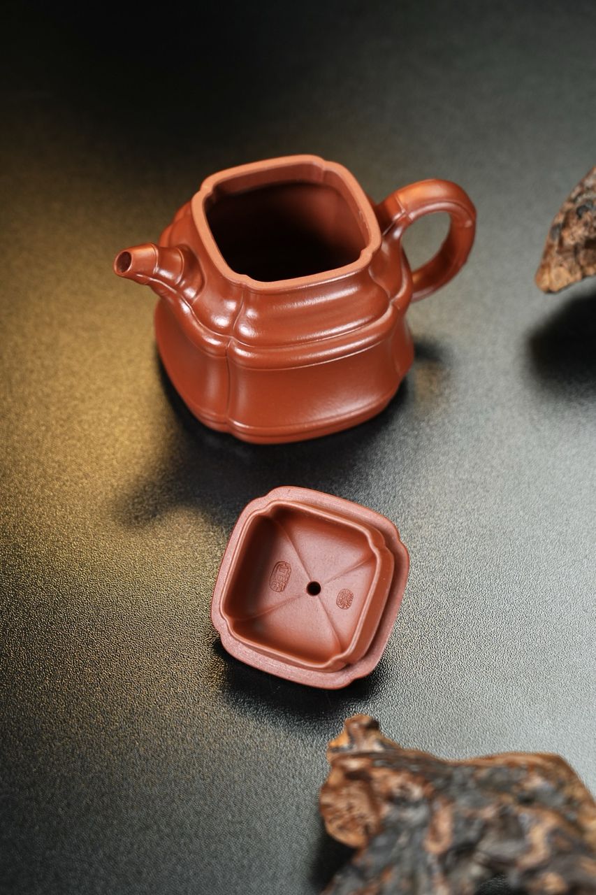 四方竹鼎 實物圖 5